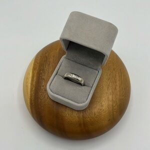 SHANE COMPANY MENS DIAMOND BAND 14K WHITE GOLD TEN BAGUETTE DIAMONDS .17CT Sz 12